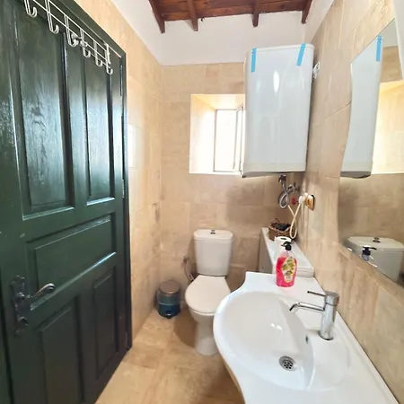 Βίλα Stone Mansion With Private Pool And Garden And Authentic *
