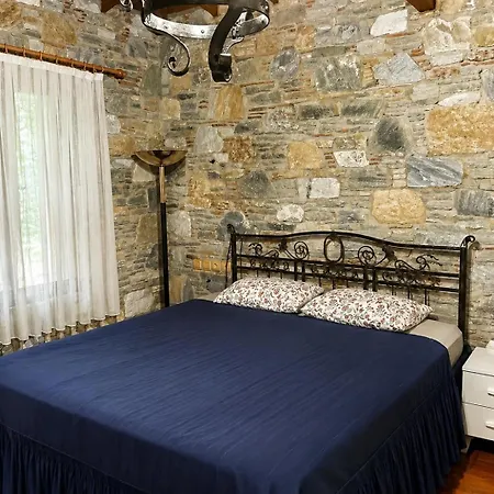 Stone Mansion With Private Pool And Garden And Authentic * Κουσάντασι
