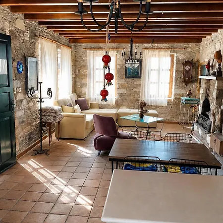 Stone Mansion With Private Pool And Garden And Authentic Βίλα Κουσάντασι